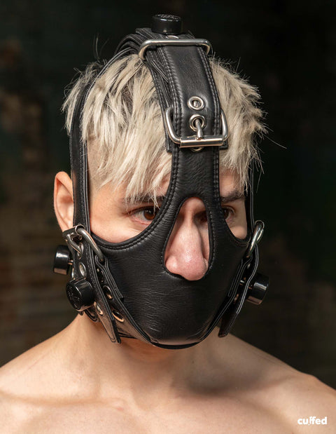 leathstraints muzzle CLOSED
