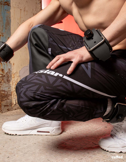 wrist and ankle wetstraints